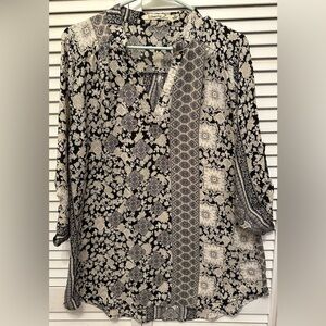 Floral Black and Cream Women's Top Size XL
